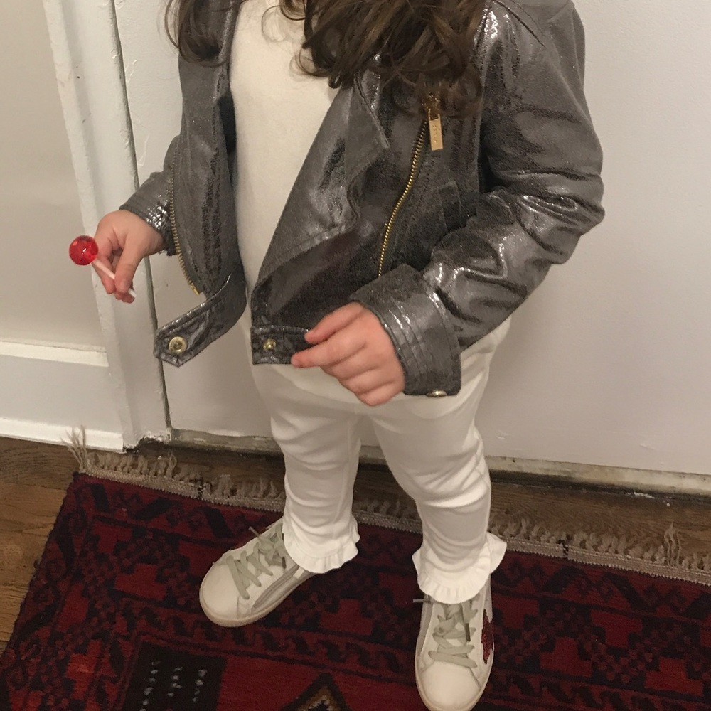 Meet your Posher, Pauline